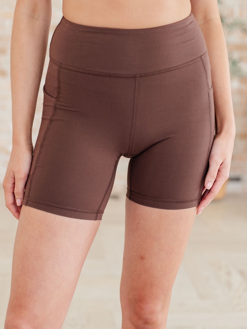 NWT Buttery Soft High Rise Bike Shorts with Side Pockets | Size Small